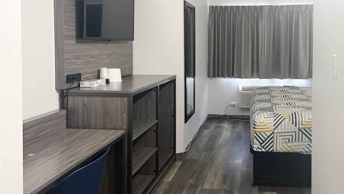 Washington Heights Hotel | Motel 6 - Chicago, IL