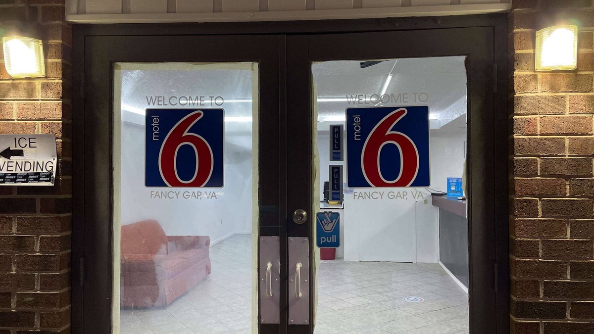 Fancy Gap Hotel | Motel 6 Fancy Gap, VA
