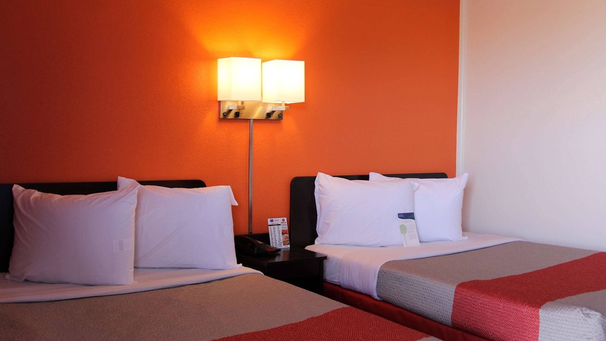 Goodland Hotel | Motel 6 Goodland, KS