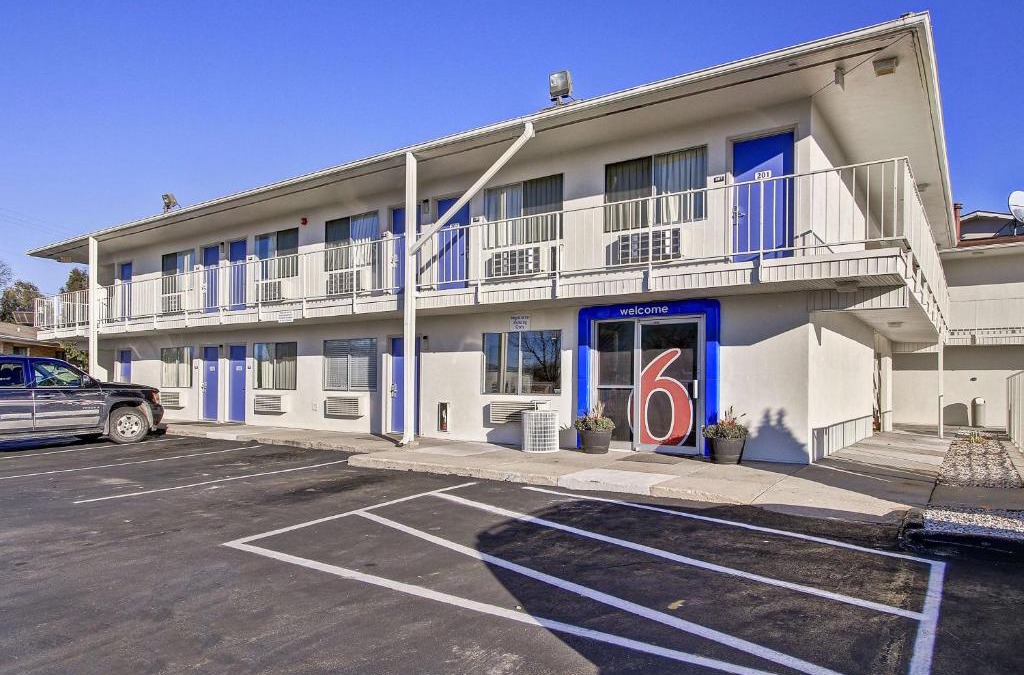 Green Bay Hotel | Motel 6-Green Bay, WI