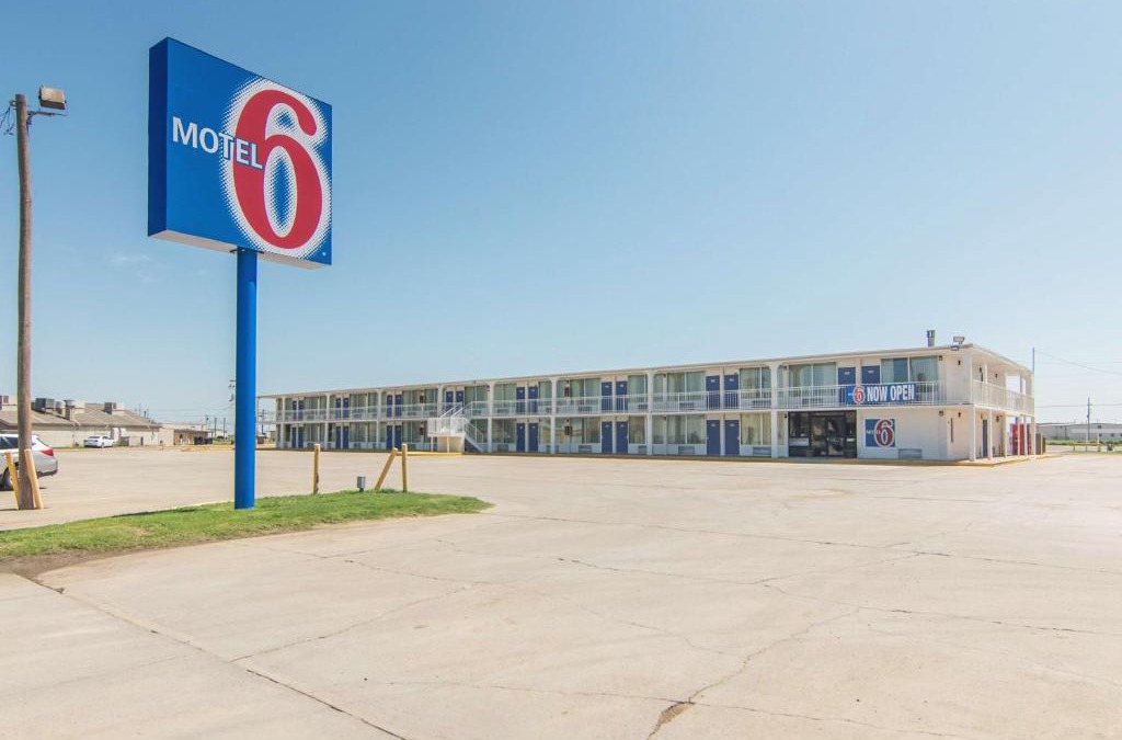 Liberal Hotel | Motel 6-Liberal, KS