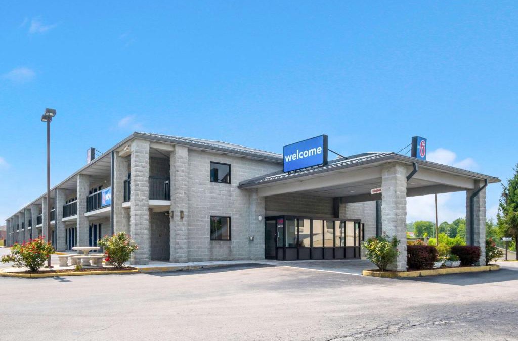 Pittsburg Hotel | Motel 6-London, KY