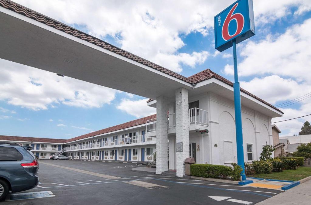 Norwalk Hotel | Motel 6-Norwalk, CA
