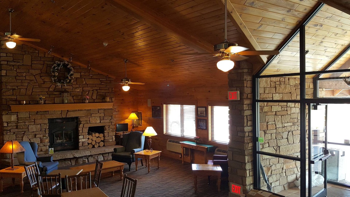 Norway Hotel | Motel 6 Norway, MI