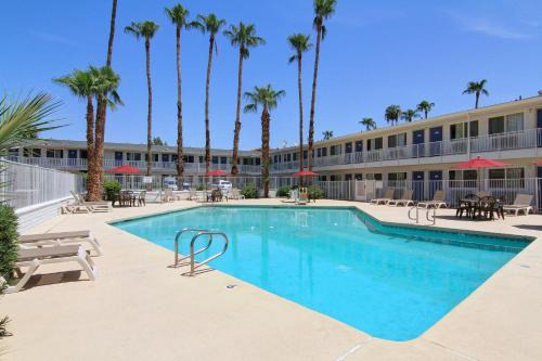 Fashion Square Hotel | Motel 6 Old town Scottsdale Fashion Square