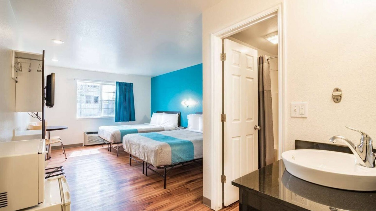 Rigby Hotel | Motel 6 Rigby, ID