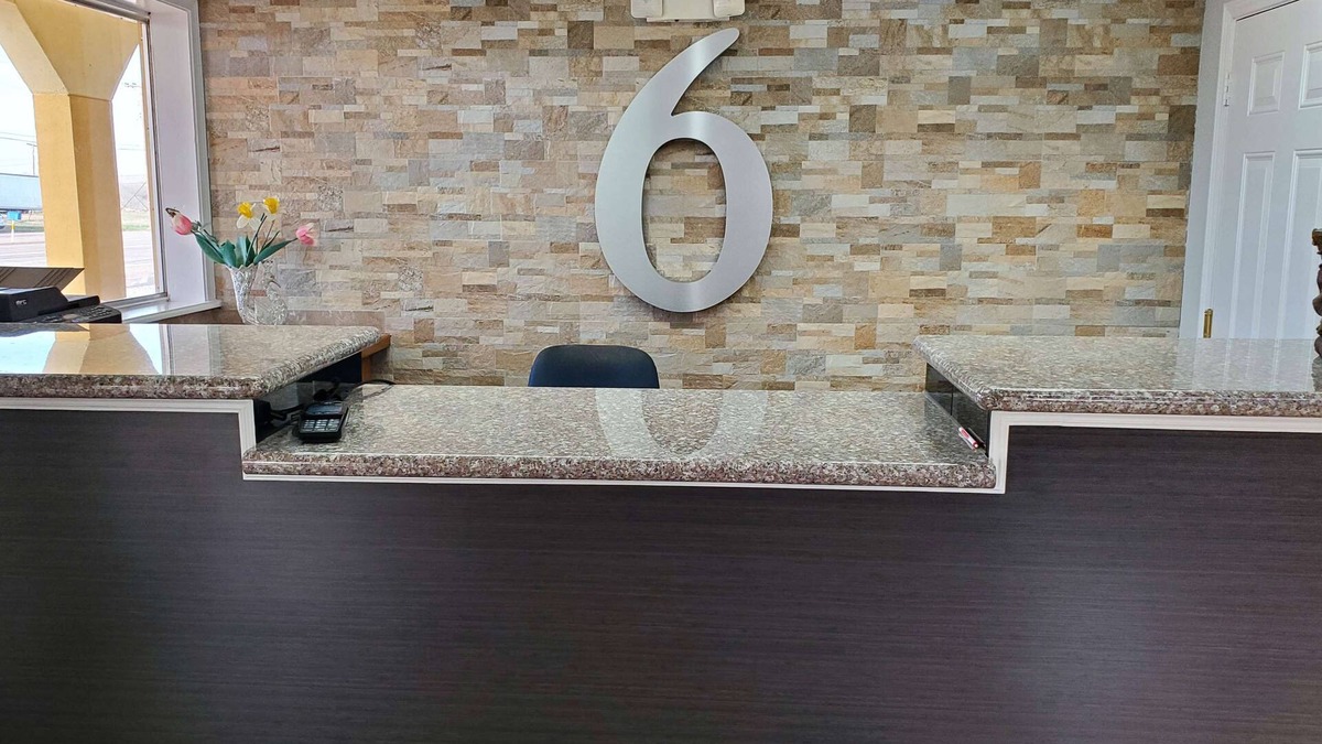 Shamrock Hotel | Motel 6 Shamrock, TX