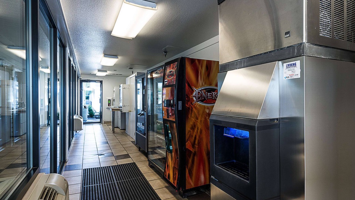 Sparks Hotel | Motel 6 Sparks, NV - Airport - Sparks