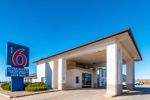 Winslow Hotel | Motel 6-Winslow, AZ