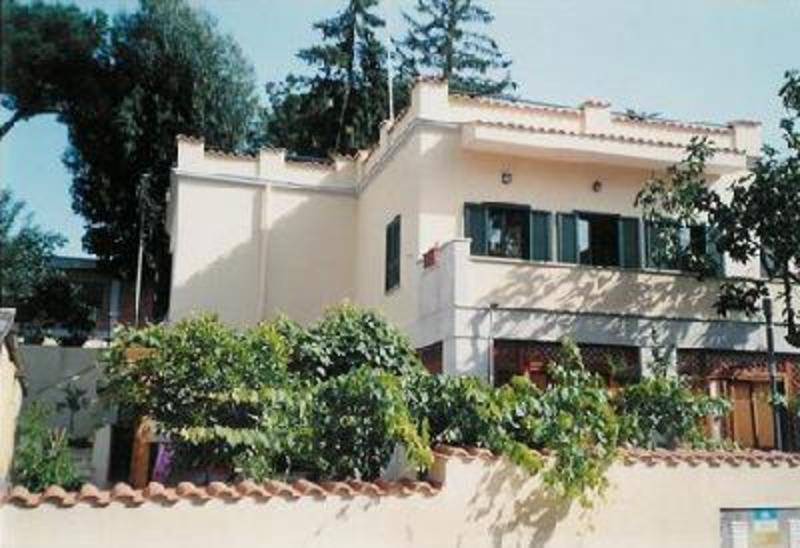 Cassia House | Motel ∙ 8 guests