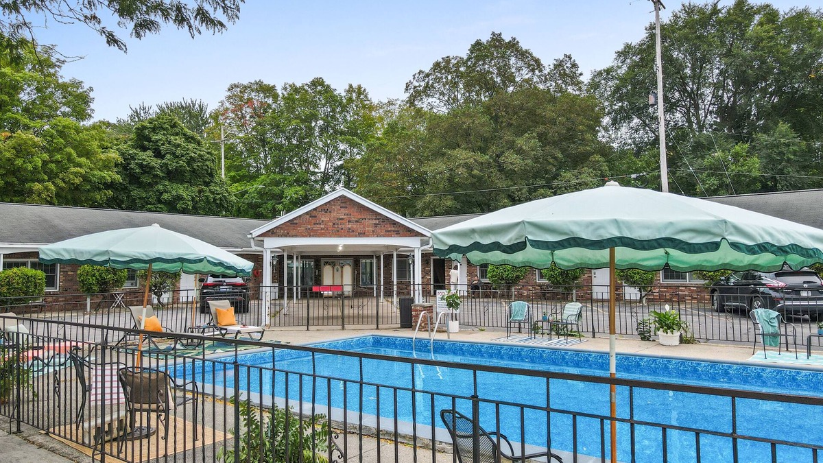 Bear Lake Hotel | Motel Bear Lake