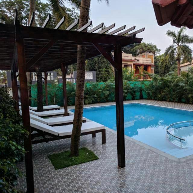 Mapusa Hotel | Motel La Grandeur