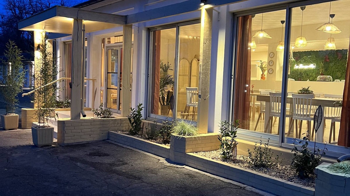 Mesves-sur-Loire Hotel | Motel Les Broussailles