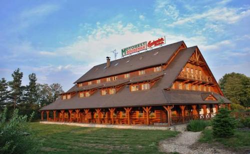 Tyniste nad Orlici Hotel | Motel Roubenka