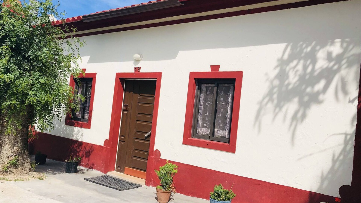 Caldas da Rainha Cottage | Mother Home-Carril