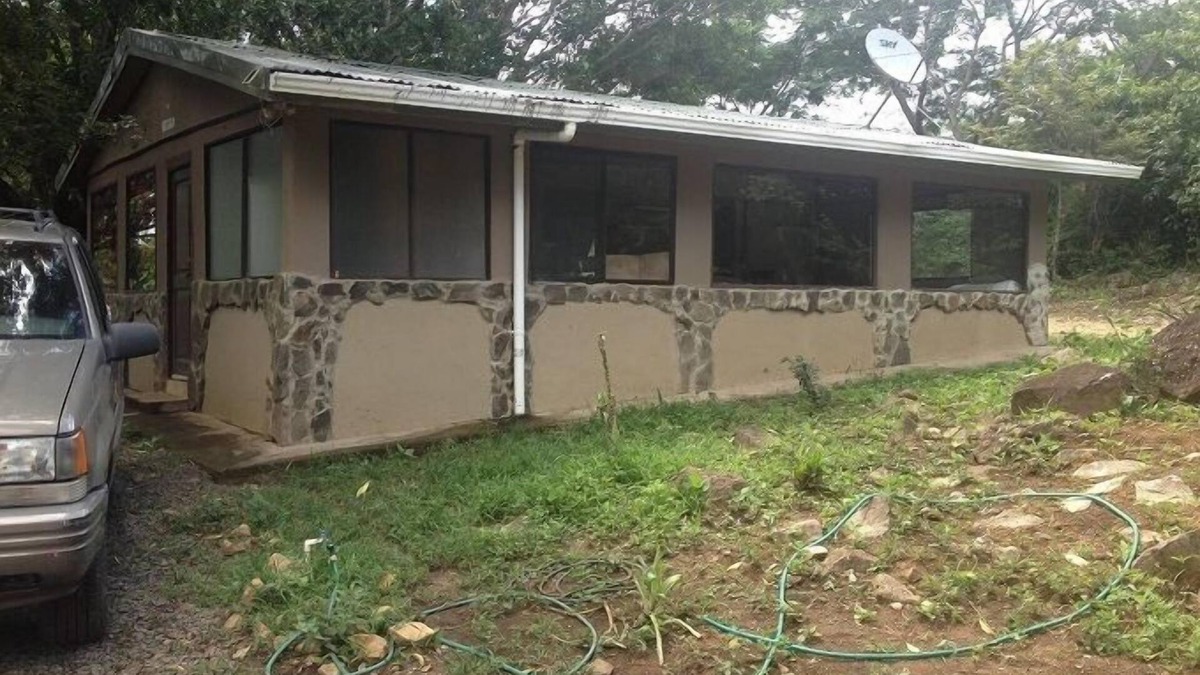 Fortuna House | Mother Nature shares her home with you