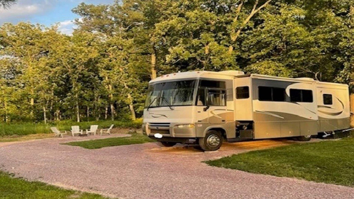 Wisconsin Dells RV Rental | Motorhome On Site Rental