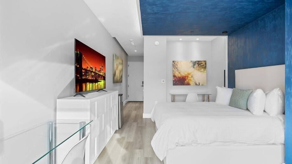 Port Morris Hotel | Mott Haven Studio Q BR | Linens/Towels | near NYC
