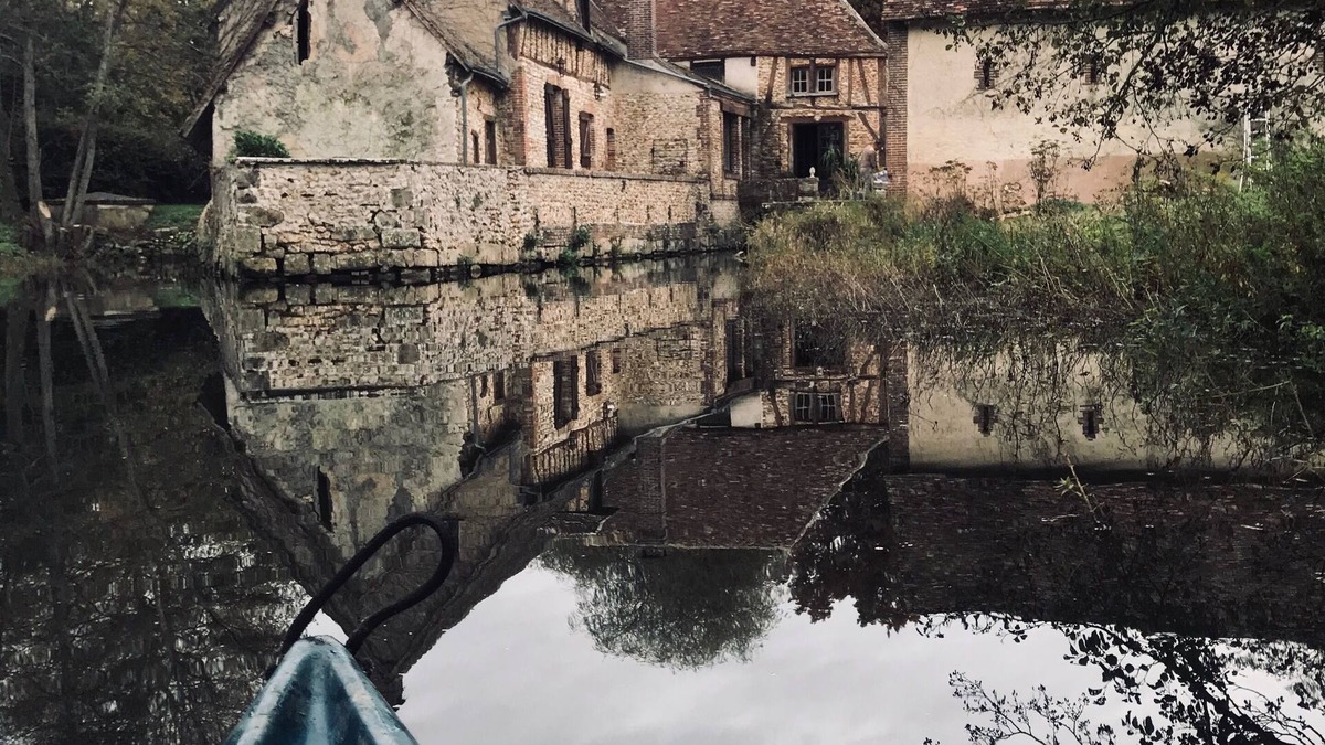 Chaudon Cottage | Moulin à eau . Monument Historique. La Maison du Meunier