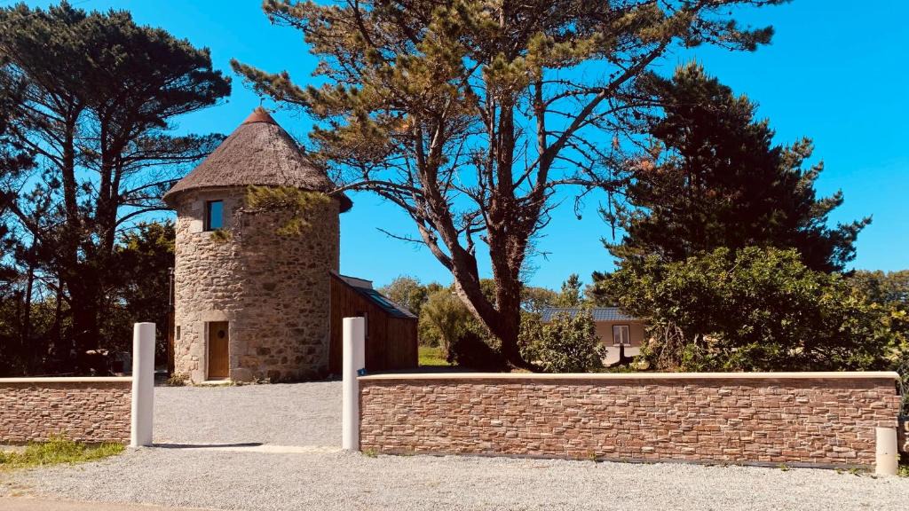 Cleden-Cap-Sizun Villa | MOULIN DE KERNOT