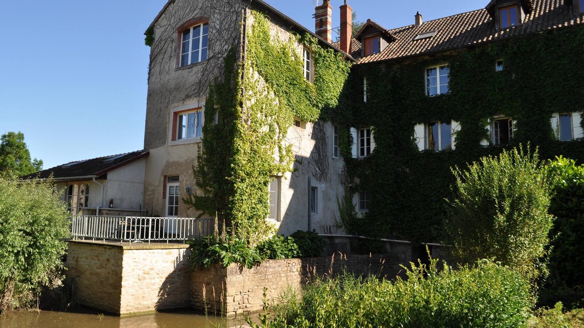 Lournand Apartment | Moulin de Merzé : le Rouge-Gorge