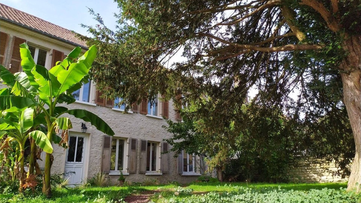 Bray-et-Lu House | Moulin de Pont Ru