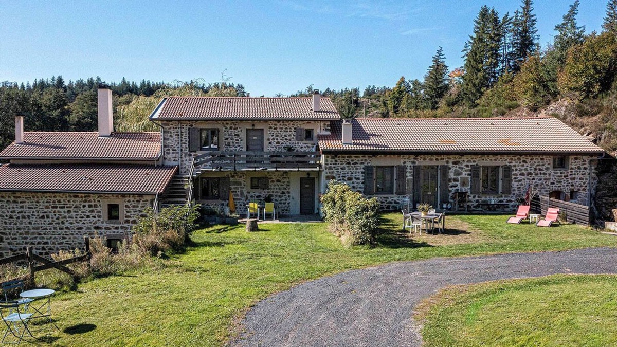 Viverols House | Moulin des Comtes, 4-person gîte in the heart of the Ance valley.
