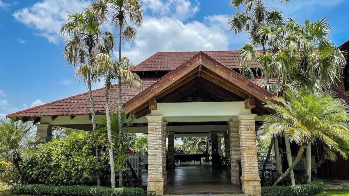 Santiago Province Villa | Mountain * Paradise * Pool * Wi-Fi * Las Charcas *