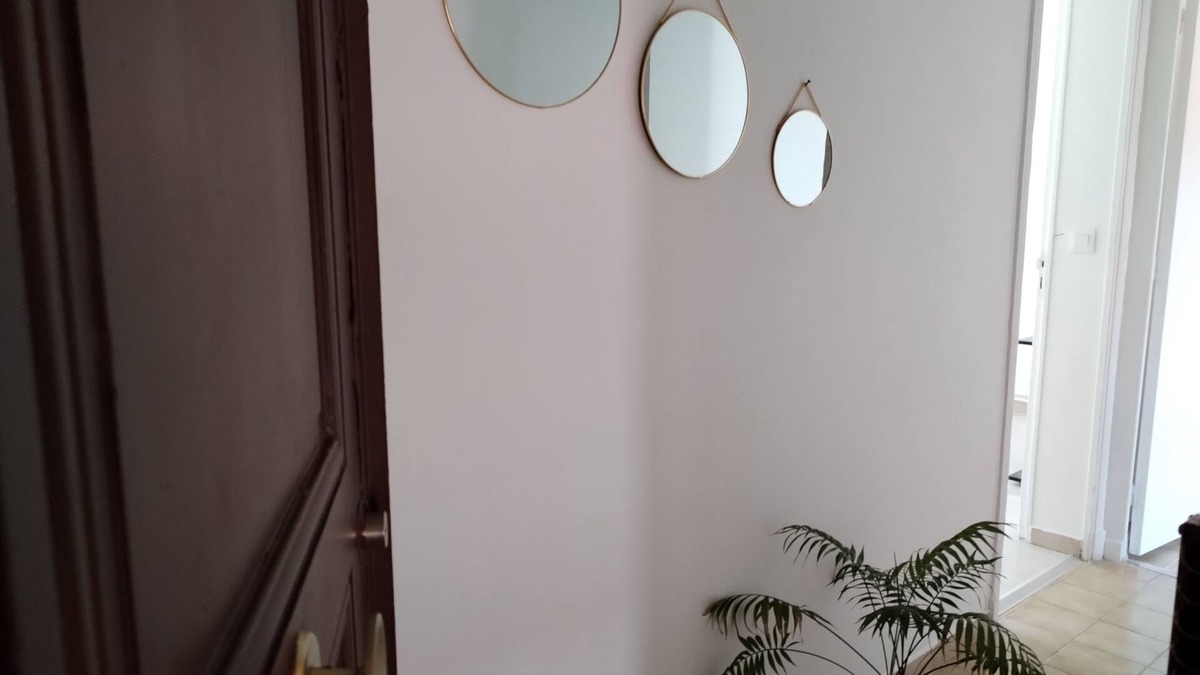 La Courneuve Apartment | Mouna Stay