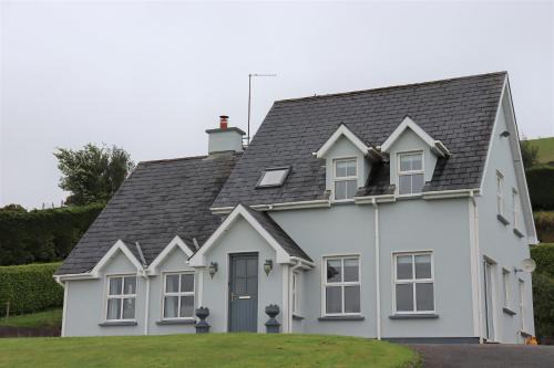MacGillycuddy's Reeks House | Mount Alohert House