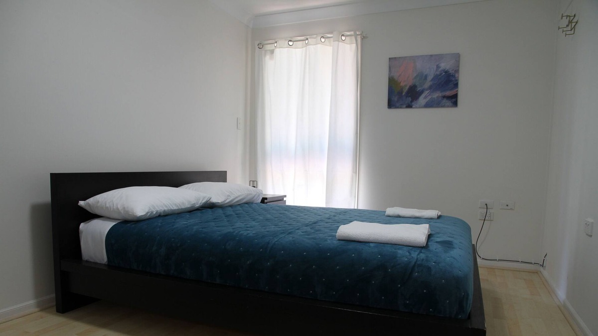 Chapel Hill Apartment | Mount Coot-Tha Studio in Brisbane