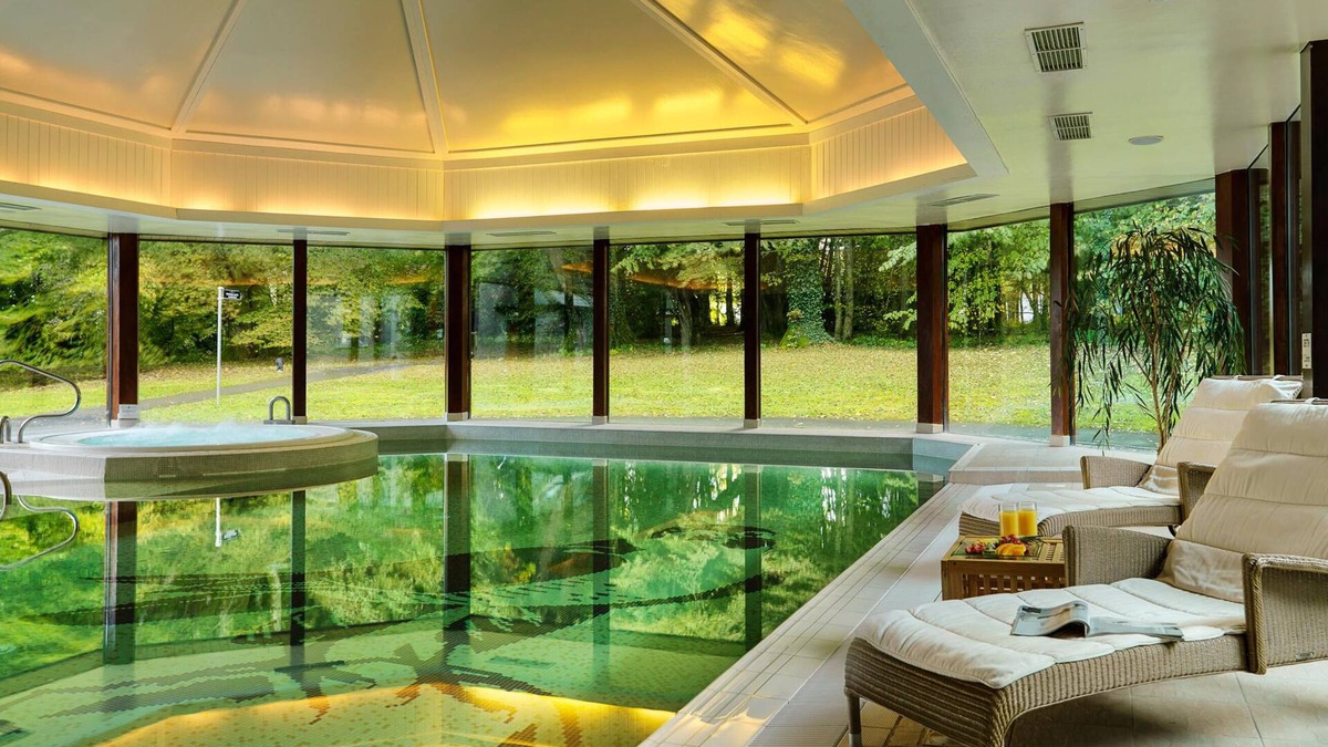 Ballina Hotel | Mount Falcon Estate