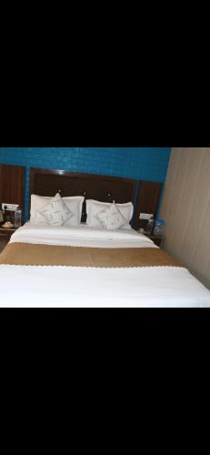 Sitapur Hotel | MOUNT KEDAR RESORt