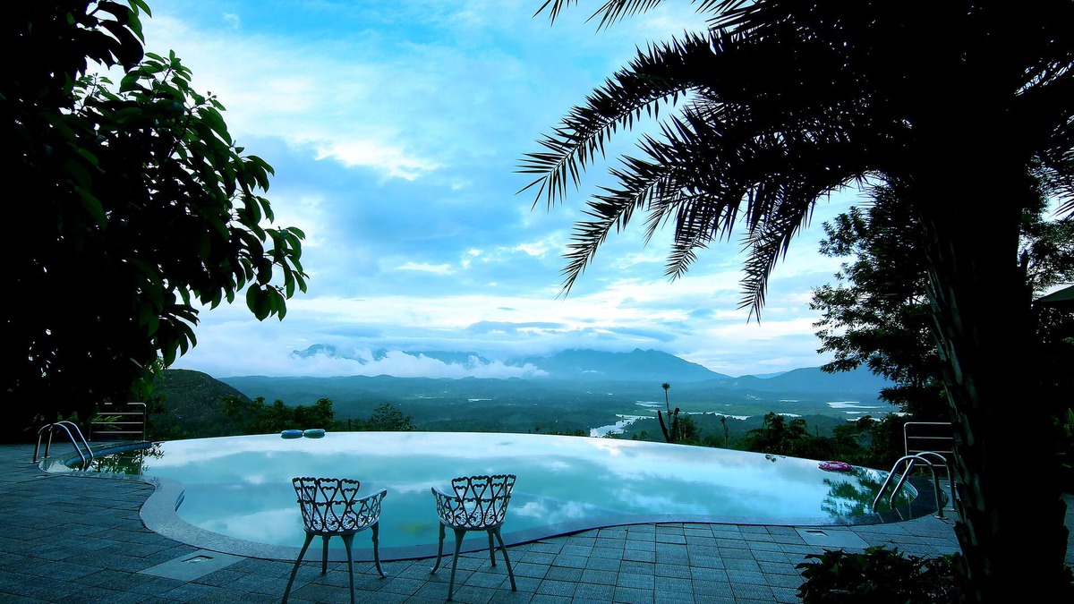 Sulthan Bathery Hotel | Mount Xanadu