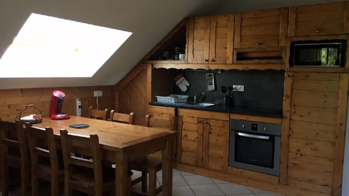 Saint-Gervais-les-Bains Apartment | Mountain apartment with character