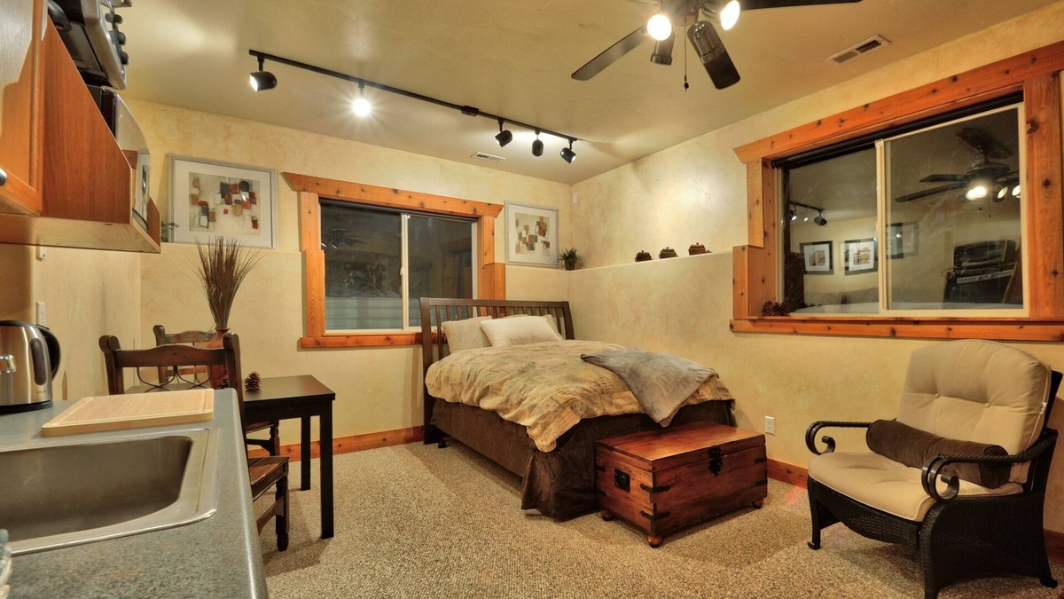 Kamas Apartment | Mountain Adventure Studio Master Suite 25 min to Park City