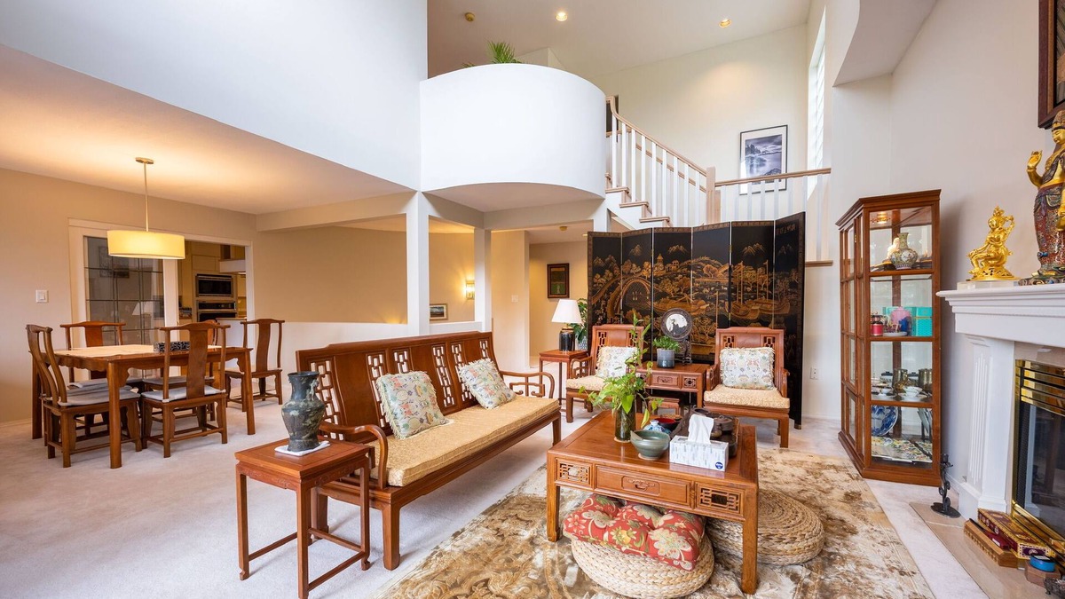 Caulfeild House | Mountain and ocean view artful deco 5 bedrooms house