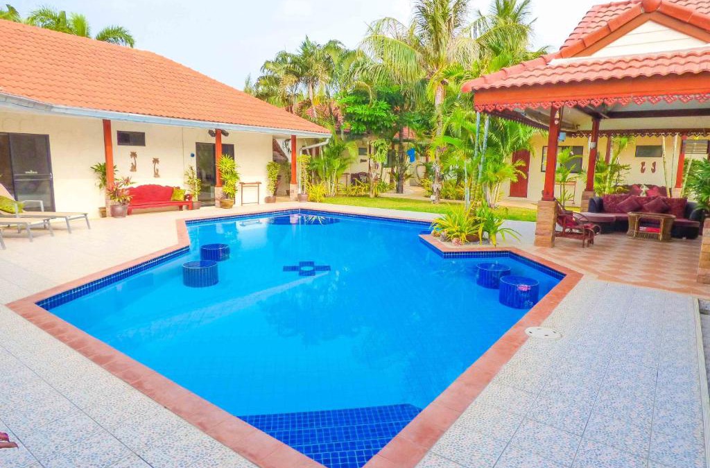 Pranburi Villa | Mountain Beach Retreat