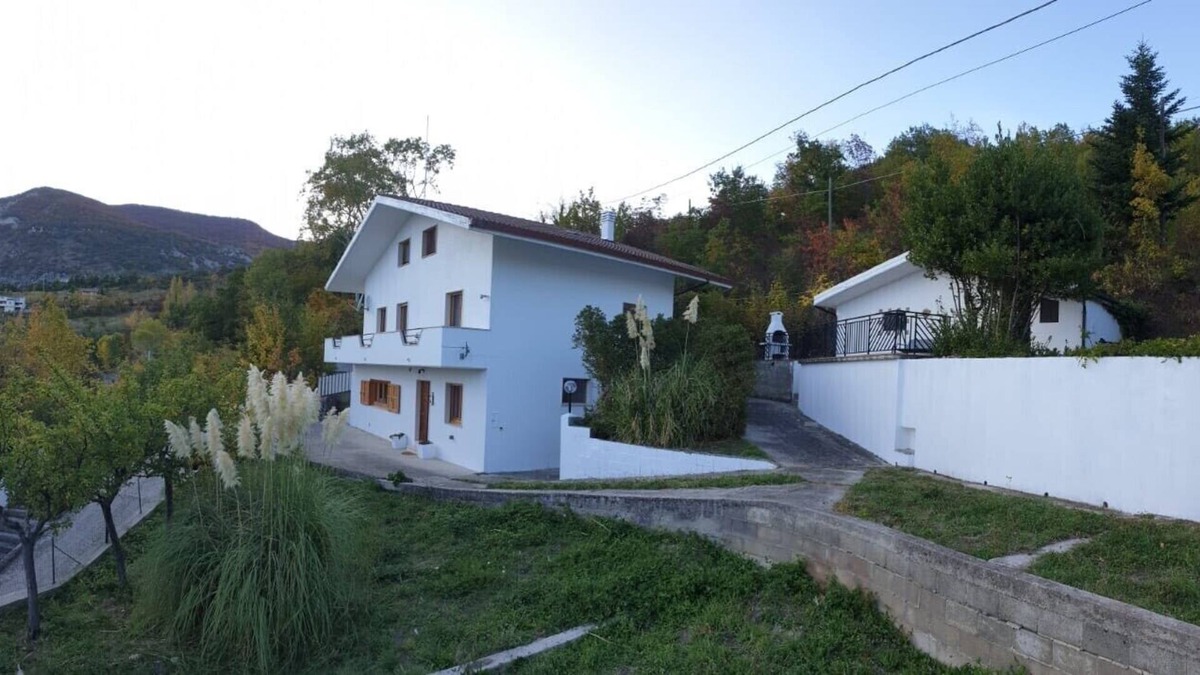 Villa Celiera House | Mountain biking, walking holidays, x country skiing