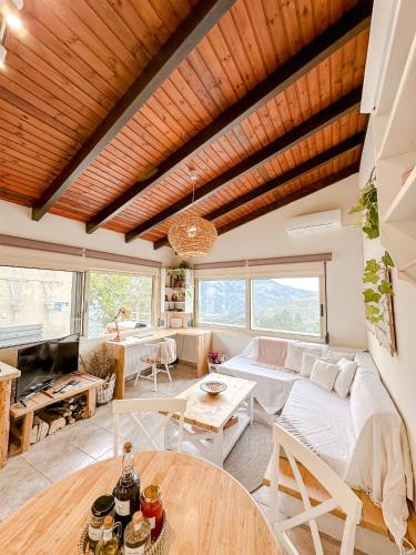 Agriles Apartment | Mountain Bliss Guesthouse 1 next to Sougia