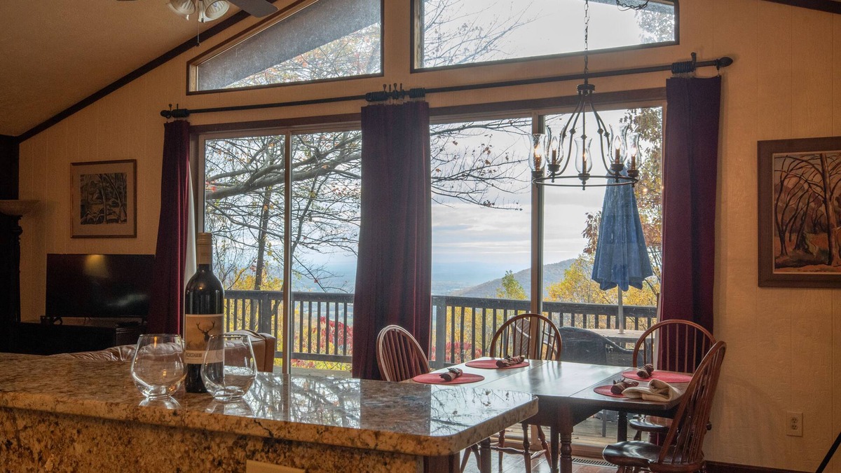 Stanardsville Cabin | Mountain cabin by Shenandoah National Park
