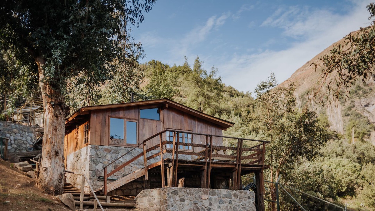 San Alfonso Cabin | Mountain Cabin Perfect for a Family Vacation in Cajon del Maipo Chile