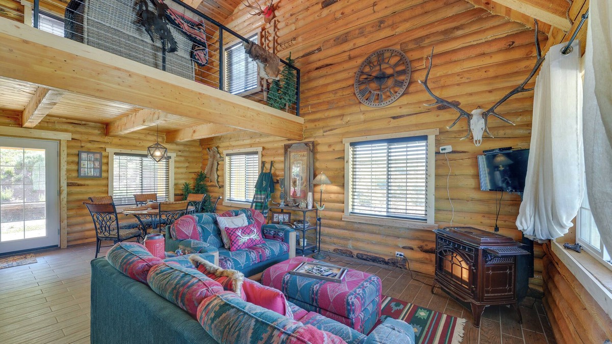 Kemmerer Cabin | Mountain Cabin in Wyoming Range: Scenic & Remote!