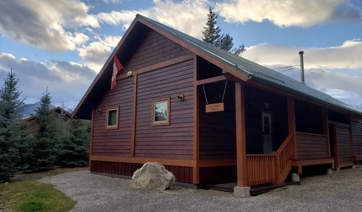 Golden House | Mountain Cabin Retreat with a Hot Tub in Golden, British Columbia
