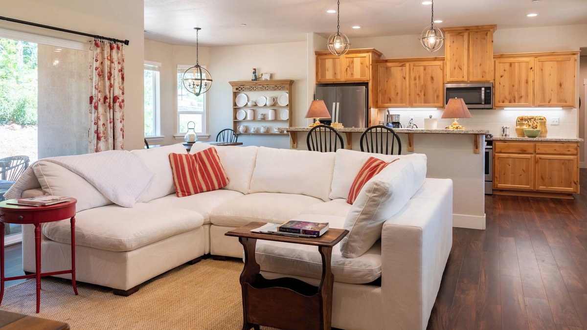 Paradise House | Mountain Family Getaway