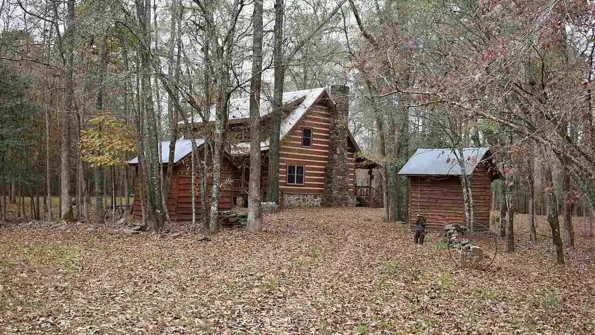 Hatfield Cabin | Mountain Fork River Cabin on 34 Acres 1 hr to Broken Bow and near UTV/ATV trails