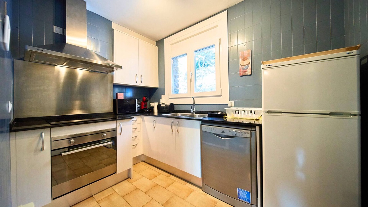Mas de Ribafeta Apartment | Mountain Gem: Duplex w Views Near the Slopes