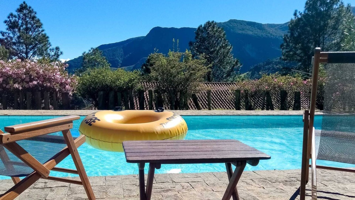 Miguel Pereira House | Mountain Getaway from 06 Pax> Breakfast & Custom Cooking