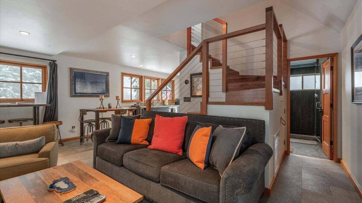 Carnelian Bay House | Mountain Highs in Carnelian Bay-Close to town and beaches