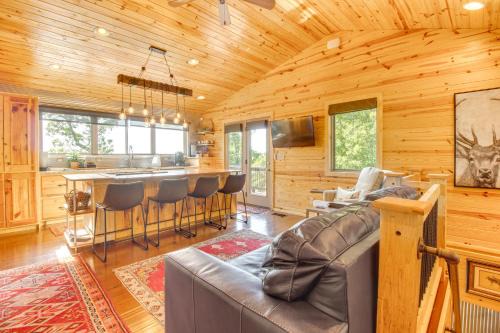 Mountain Home House | Mountain Home Cabin Rental with Fire Pit!